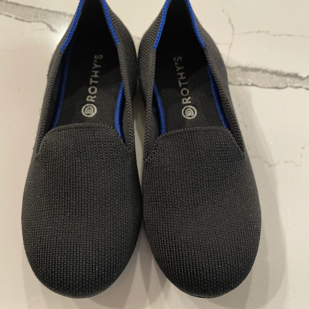Black Rothy’s Kids size 1